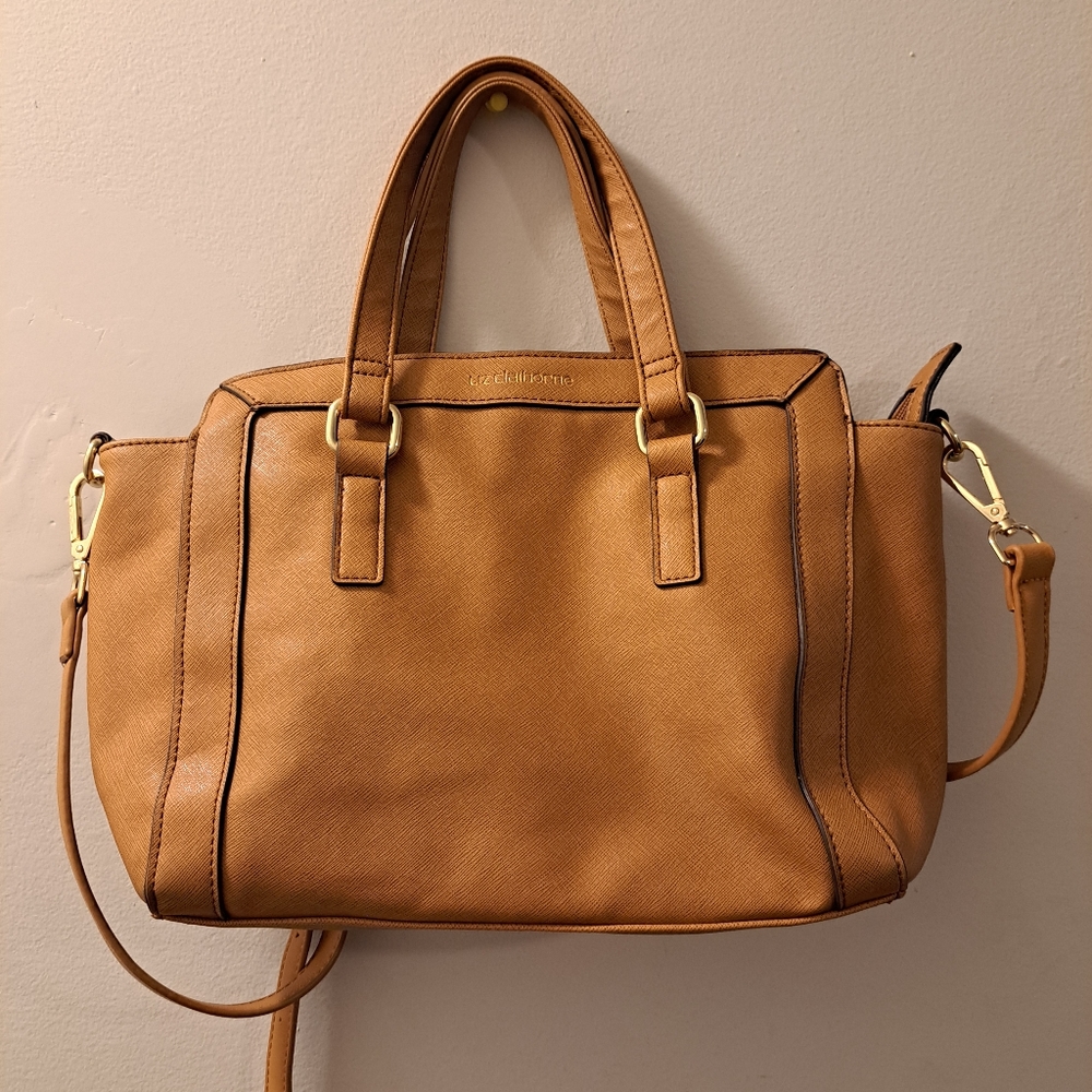 🚨SOLD🚨Liz Claiborne, Women's, Handbag 👜,  *EXCELLENT CONDITION* EUC, Color